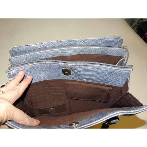 Liz Claiborne Light Blue Purse - Picture 4 of 7